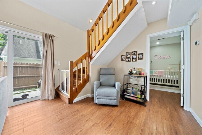 Foto del edificio - 235 Lake St