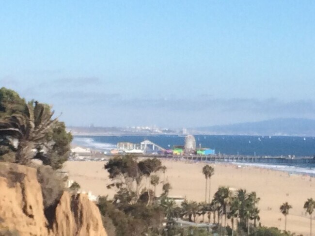 Foto del edificio - 757 Ocean Ave