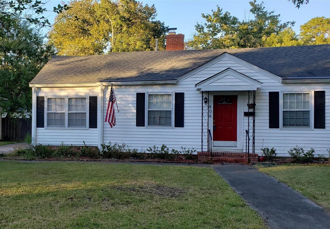 Primary Photo - 404 Columbus Dr