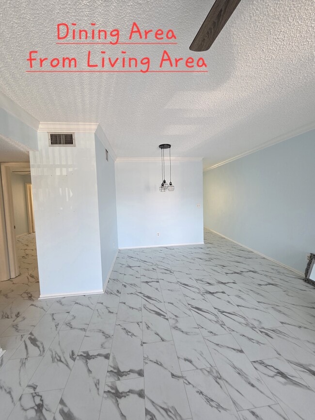 Building Photo - 2311 Brisbane St