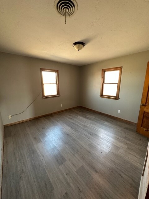 Building Photo - 510 W Hastings Ave
