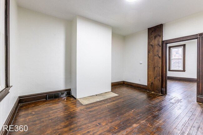 Foto del edificio - 4 br, 1 bath House - 145 Amabell St Mt Was...
