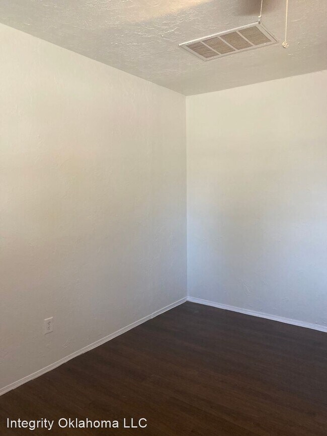 Foto del edificio - 2 br, 1 bath House - 1801 NW 8th St.