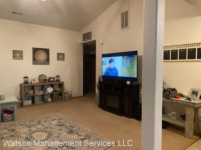 Foto del edificio - 2 br, 1 bath House - 620 E Grant