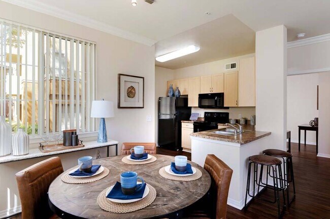 Foto del edificio - Missions at Sunbow Apartments