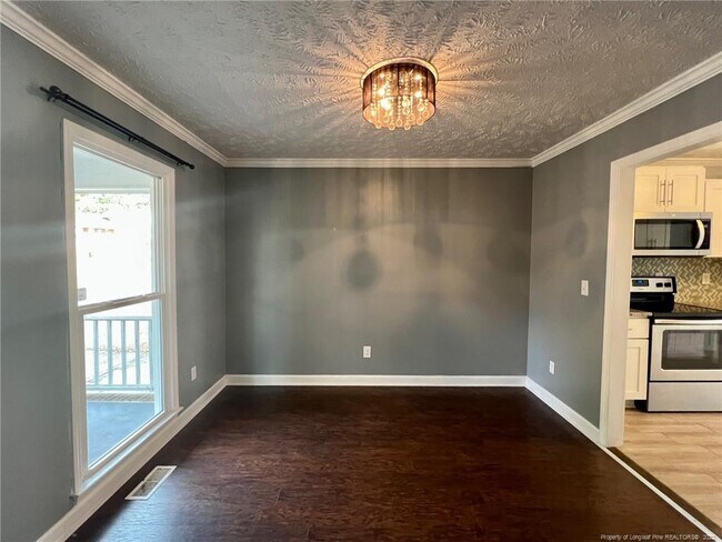 Foto del edificio - 6643 Brookshire St