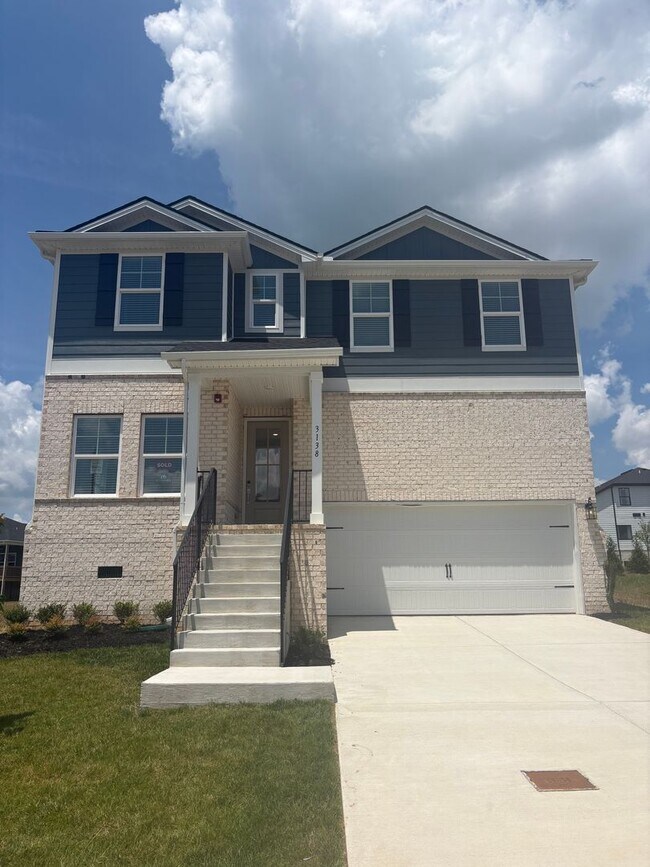 Foto del edificio - New Construction | Covered Deck + Open Living | Columbia, TN