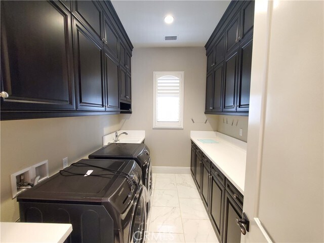 Building Photo - 2498 Santa Paula Dr
