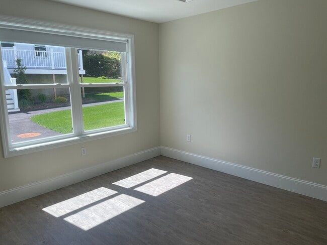 Building Photo - Brookside Apartments