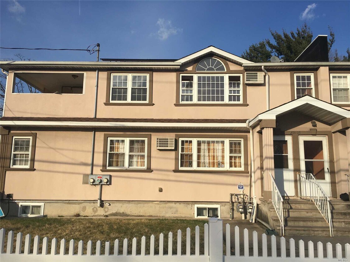25405 Francis Lewis Blvd, Queens, NY 11422 House Rental in Queens