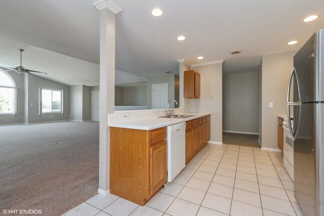 Building Photo - 1532 Northfield Meadows Blvd