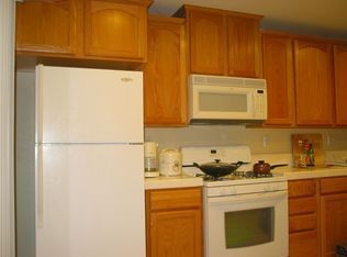 Foto del edificio - ELK GROVE NICE HOME