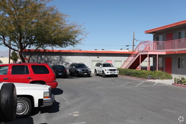 Foto del edificio - 1722-1726 W Bonanza Rd