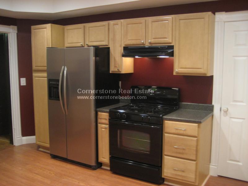 Primary Photo - 10 Bucknam St