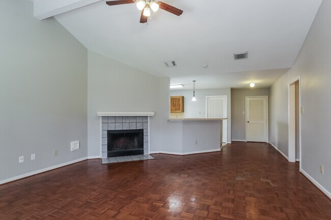 Building Photo - 19323 Bristlestar Dr