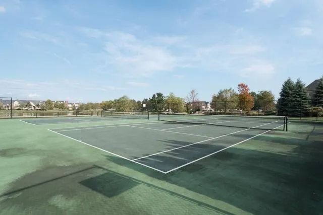 Foto del edificio - 1622 Commodore Cir