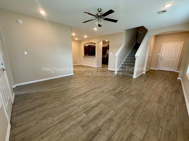 Building Photo - 6605 Leightyn Ln