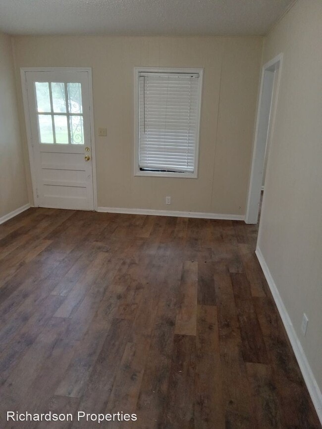 Building Photo - 2 br, 1 bath House - 125 Johnston Street