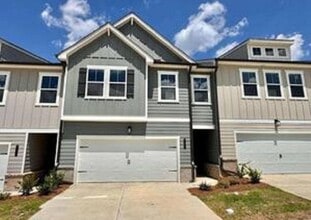 Building Photo - 741 Pt Pl Dr