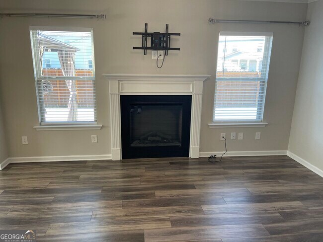 Building Photo - 3421 Meadow Grass Dr