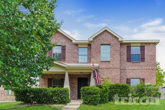 Building Photo - 1525 Trent Dr