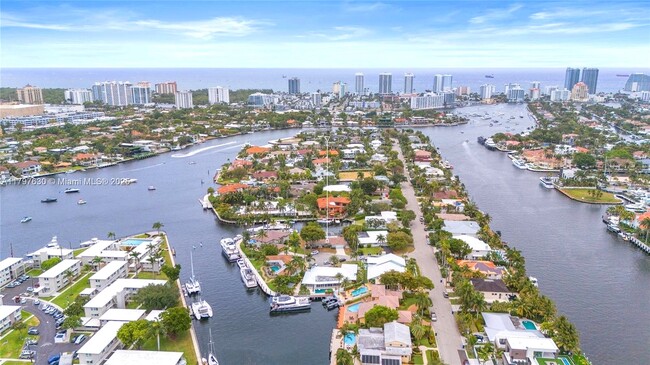 Foto del edificio - 608 1st Key Dr