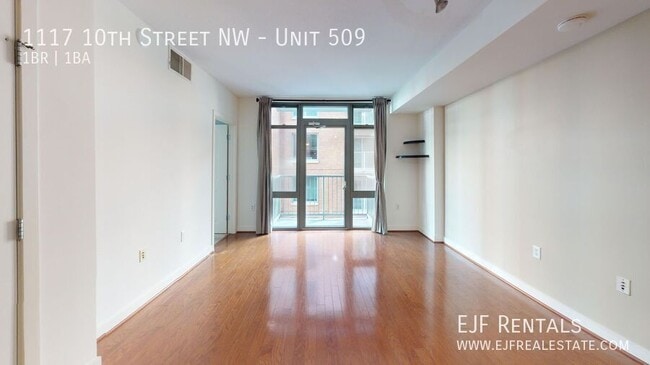 Building Photo - 1117 10th St NW