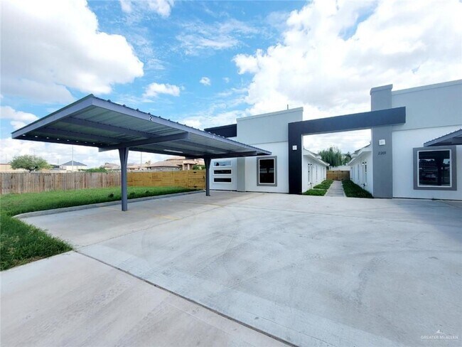 Foto del edificio - 17 South Dr