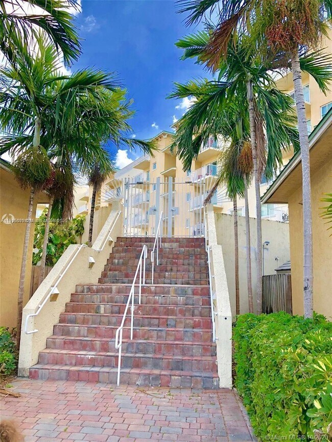 Foto del edificio - 2415 NW 16th St Rd