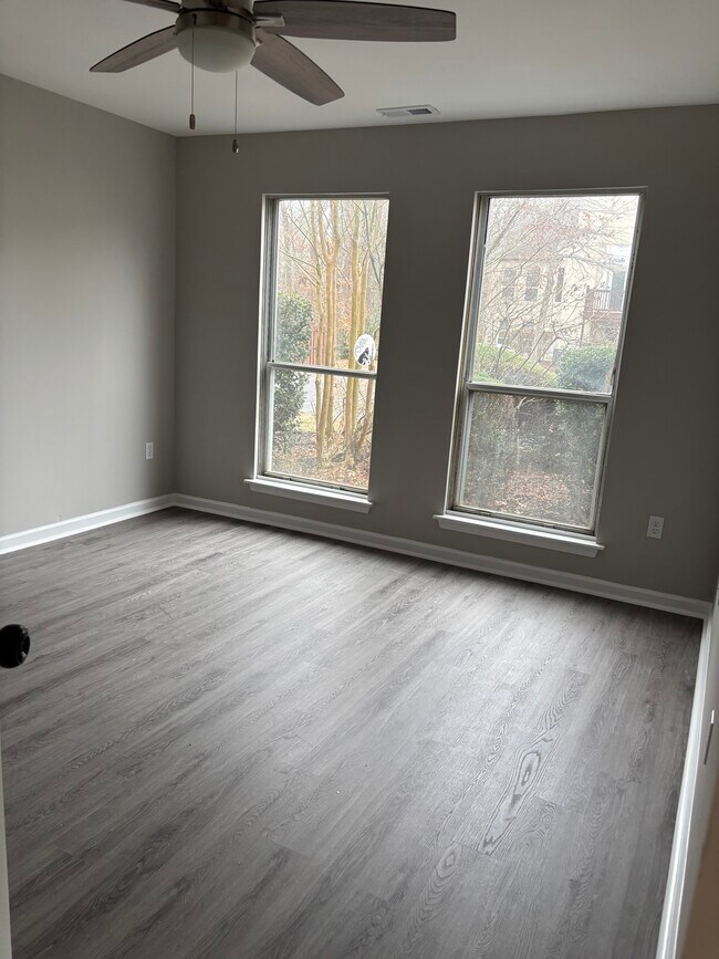 BEDROOM - 141 Woodlake Dr