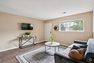 Building Photo - 635 Kenridge Pkwy