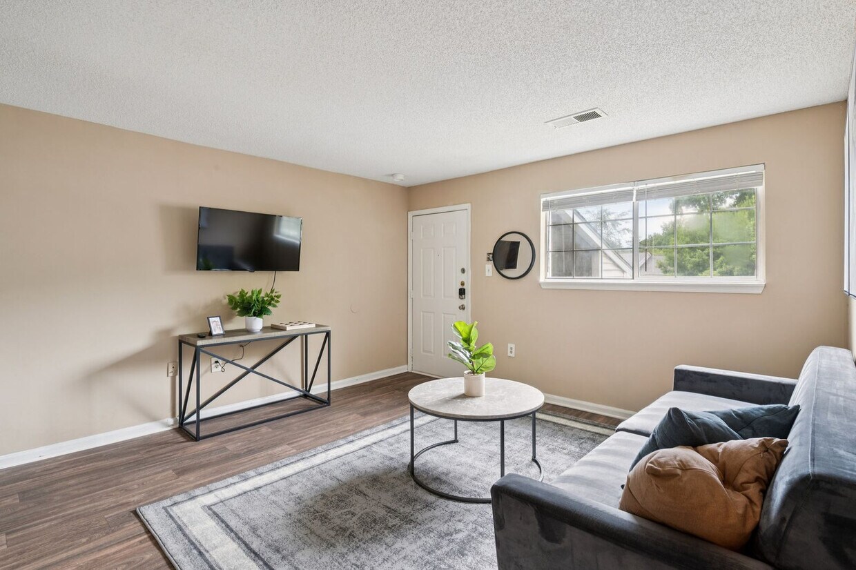 Foto principal - 635 Kenridge Pkwy