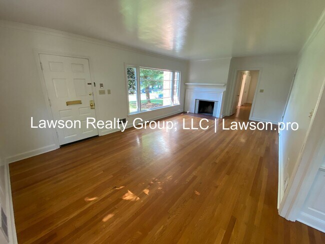 Foto del edificio - Broadway2401