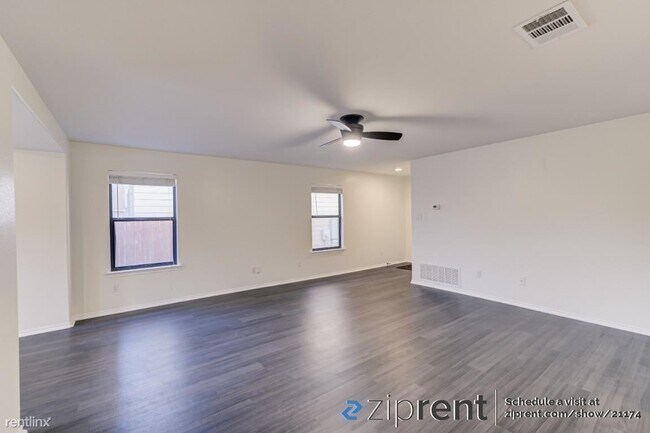 Foto del edificio - 3 br, 2 bath House - 916 Watson Way, Pflug...