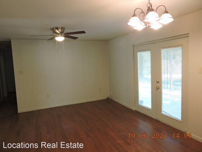 Foto del edificio - 3 br, 2 bath House - 3224 Cedarcrest Drive