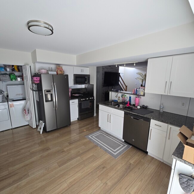 Foto del edificio - 1643 Dogwood Dr