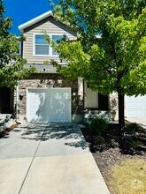 Building Photo - 4107 Fremont Dr