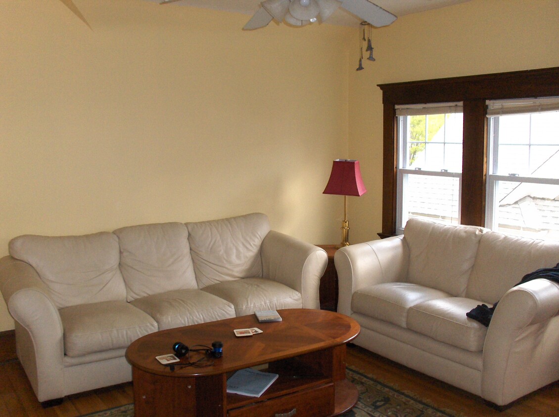 living room, left - 266 Willow St