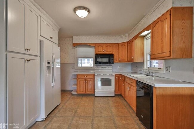 Building Photo - 4412 Wolf's Crossing Rd