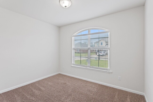 Foto del edificio - 2432 Fenimore Loop