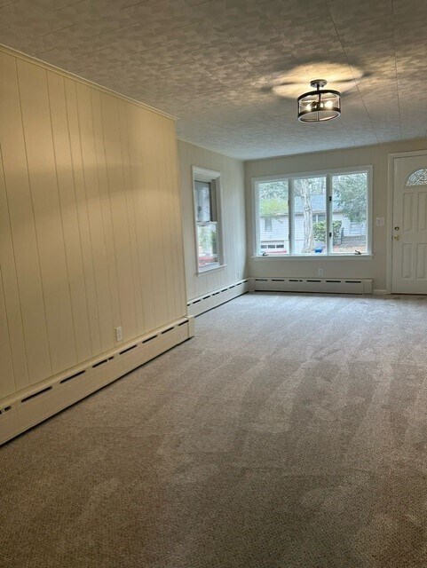 Building Photo - 40 Flora Rd