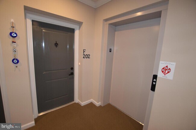 Building Photo - 5810 Burin St