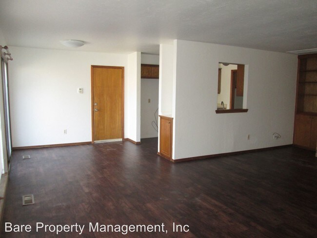 Building Photo - 206 Willow Branch Rd