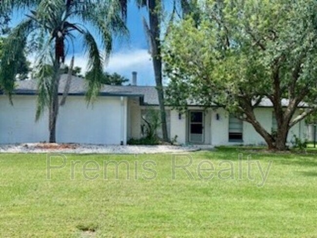 Foto del edificio - 1770 Braxton Bragg Ln