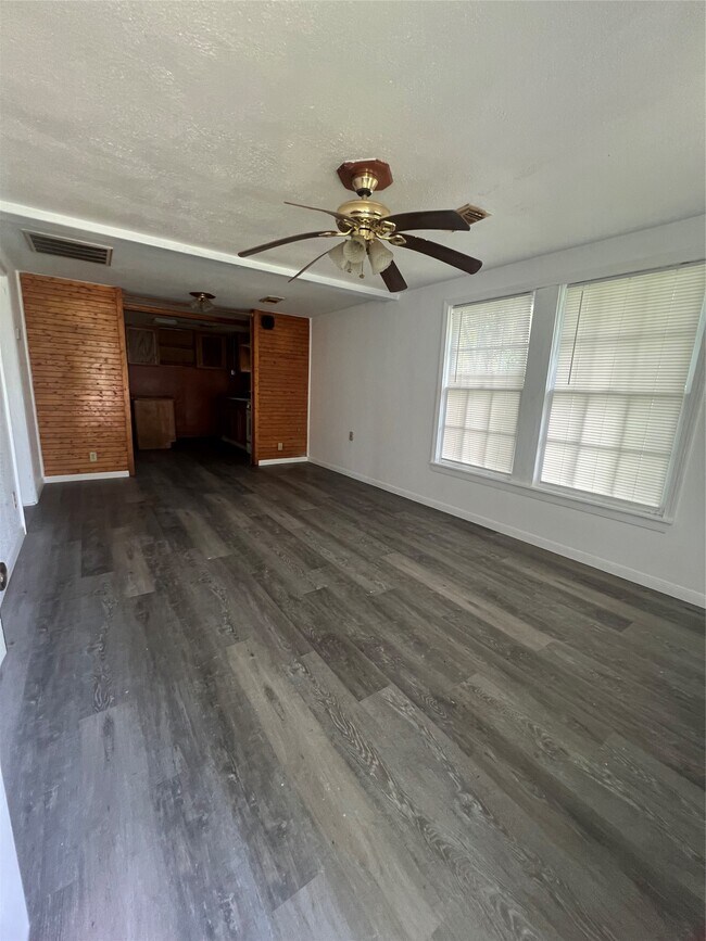 Foto del edificio - 122 W Pecan Ln