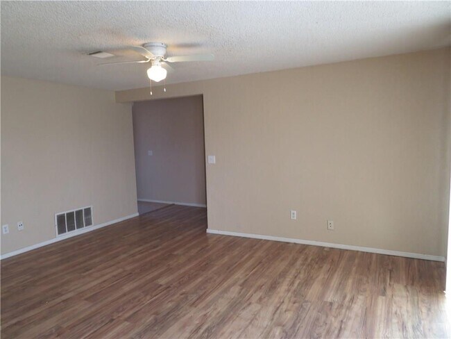 Foto del edificio - 1112 SE 12th St