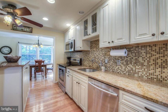 Building Photo - 12607 Yardarm Pl