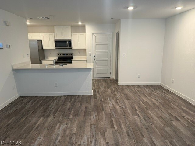 Foto del edificio - 920 Rosy Starling St