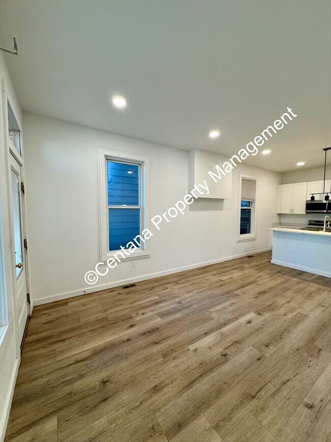 Foto del edificio - 722 S Montana St