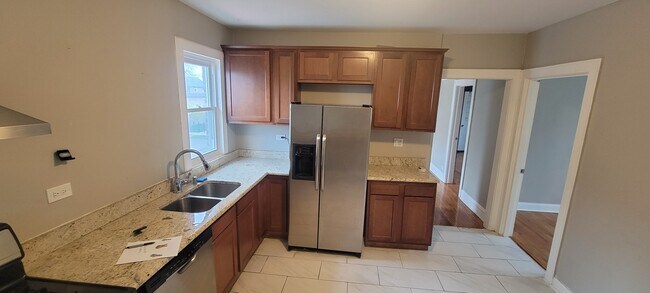 Photo - 2053 N Keeler Ave Apartments